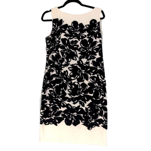 London Times Dresses & Skirts - Take 50% off! London times shift dress